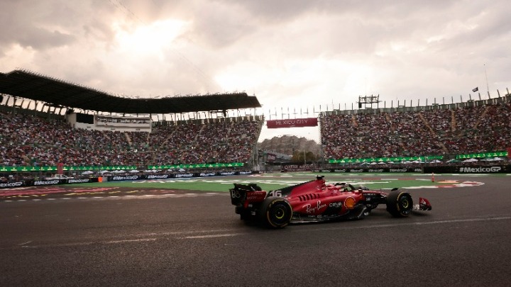Formula 1: Poleman o Λεκλέρκ στην Πόλη του Μεξικού – «Κλείδωσε» την πρώτη σειρά της εκκίνησης η Ferrari
