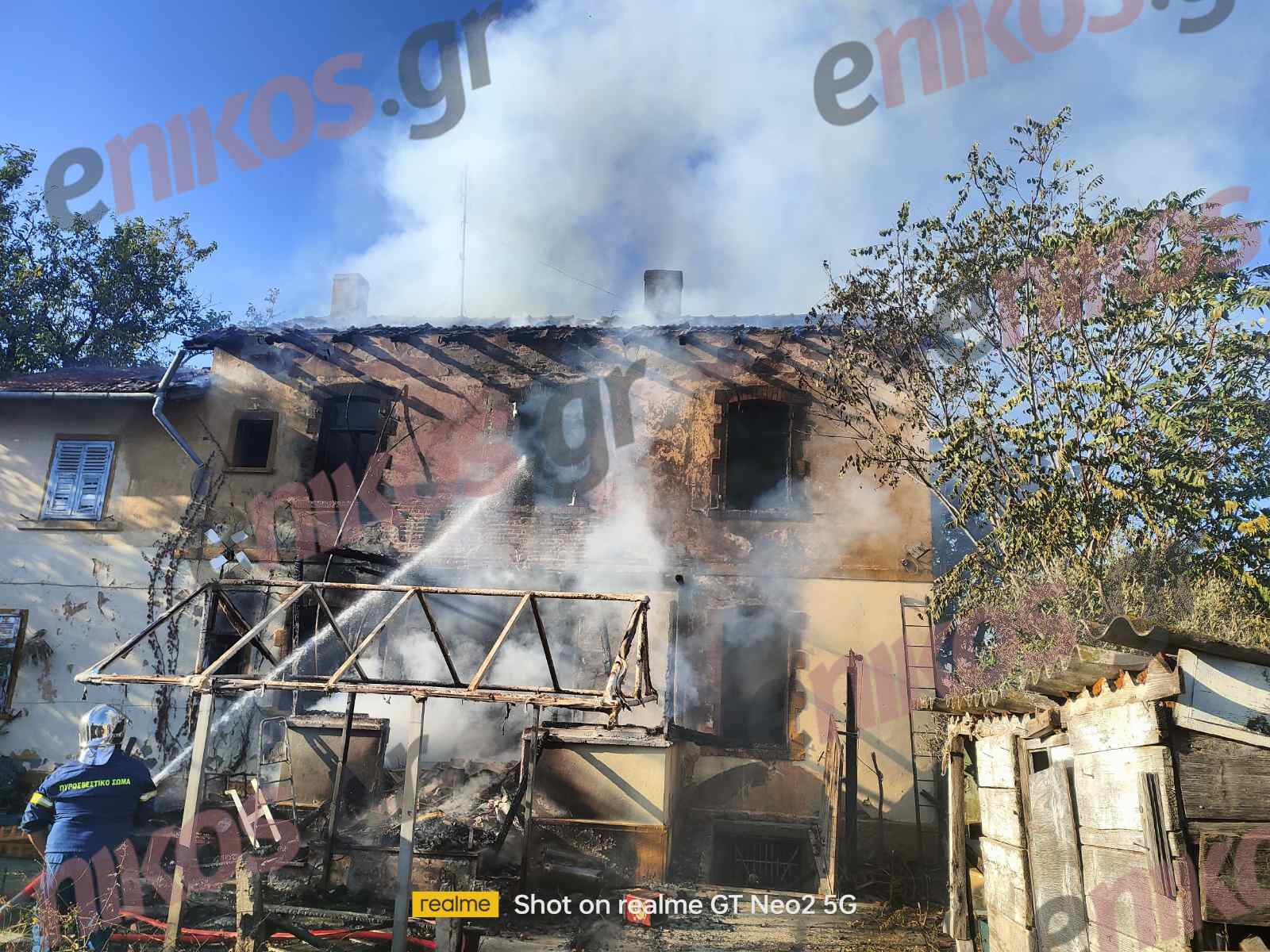 Αλεξανδρούπολη: Μεγάλη φωτιά σε εγκαταλελειμμένο κτίριο κοντά στον Γαλλικό Σταθμό – ΦΩΤΟ και ΒΙΝΤΕΟ