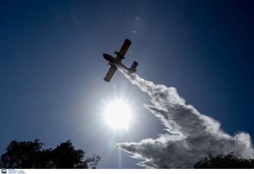 Φωτιά ΤΩΡΑ στην Κεφαλονιά – Σηκώθηκαν τα εναέρια μέσα
