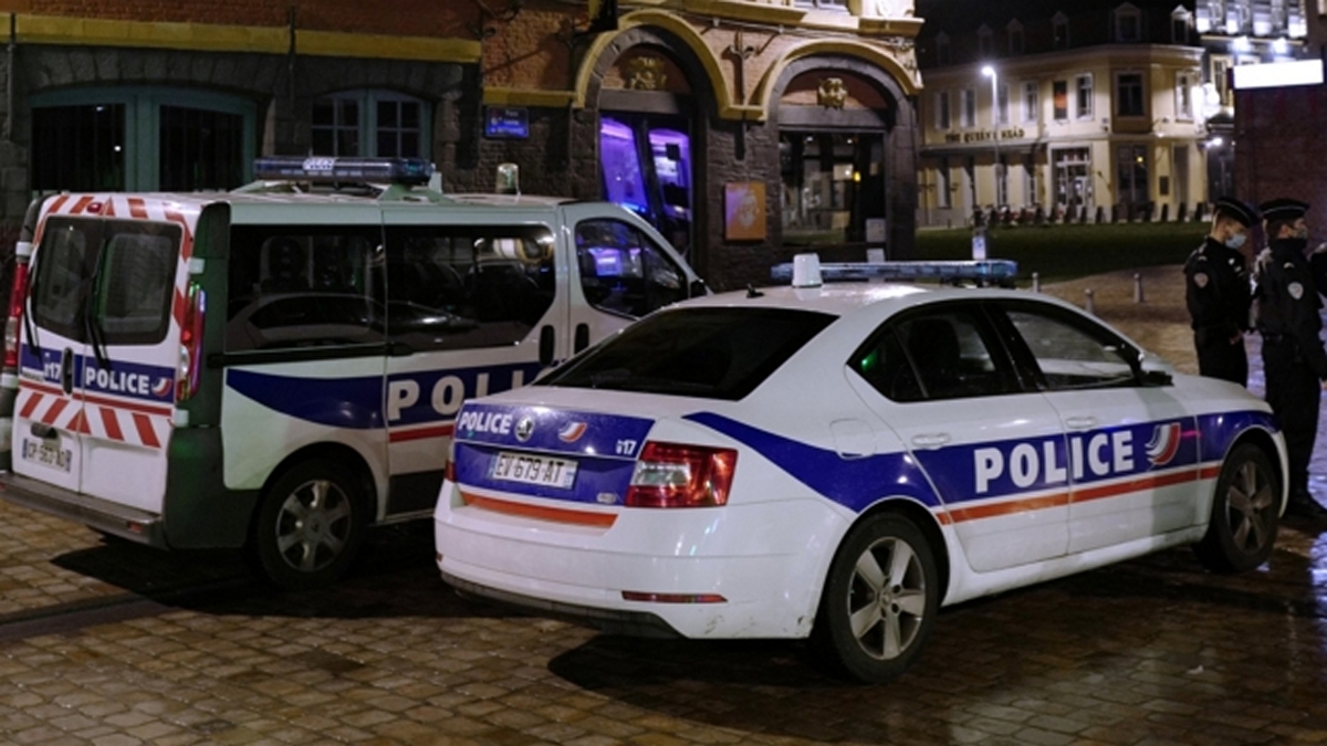 Γαλλία: Επίθεση με μαχαίρι σε εμπορικό κέντρο στη Ρουέν – Ένας νεκρός, πολλοί τραυματίες