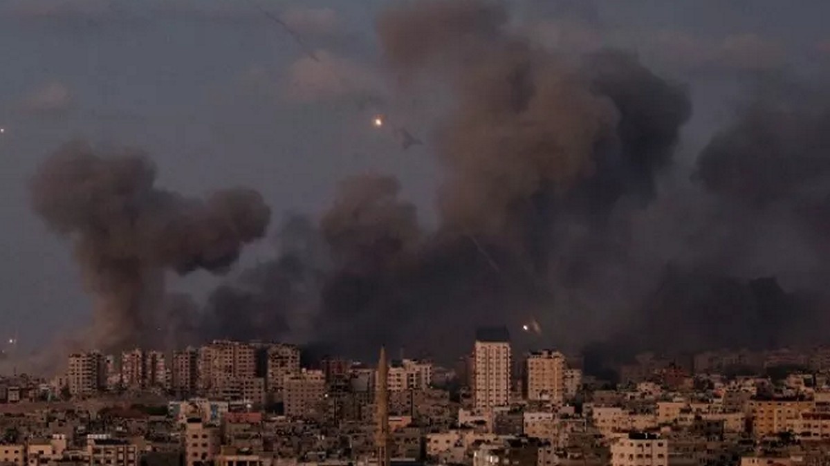 Πόλεμος στο Ισραήλ: 45 νεκροί από ισραηλινή αεροπορική επιδρομή  – Τουλάχιστον 1537 νεκροί και 6612 τραυματίες στη Γάζα