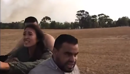 Ισραήλ: «Δεν μπορούσα να την προστατεύσω» – Ξέσπασε σε λυγμούς ο πατέρας της φοιτήτριας που απήχθη από μαχητές της Χαμάς