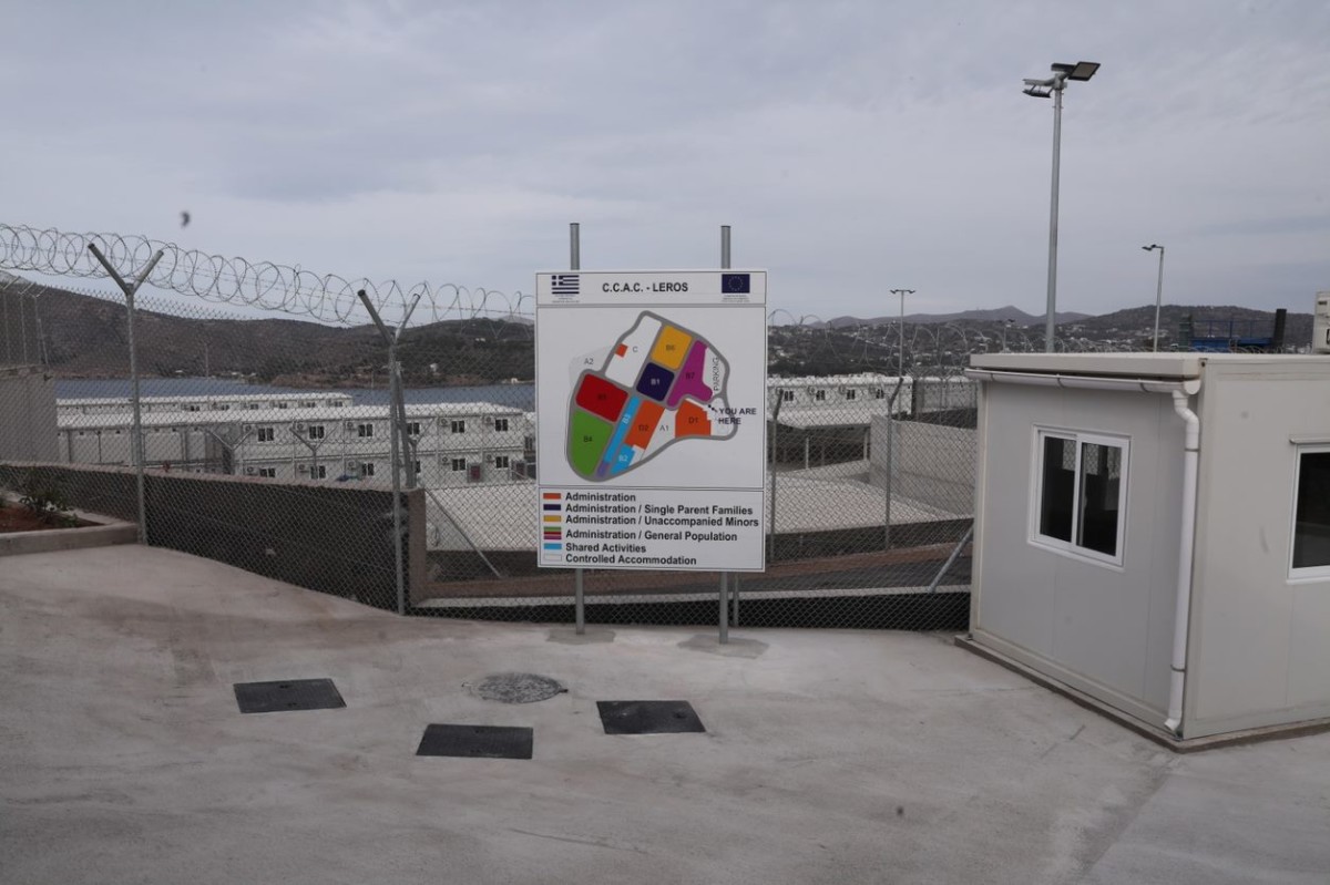 Λέρος: Αναστάτωση με 123 πρόσφυγες που το έσκασαν από το ΚΥΤ