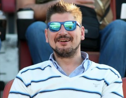 «Ο Λιαδέλης και ο γιος του βρέθηκαν στον λάθος τόπο την λάθος στιγμή» λέει ο δικηγόρος του – Η πρώτη αντίδραση της Σαμπρίνας