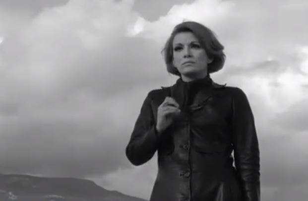 Μαίρη Χρονοπούλου: Το συγκινητικό «αντίο» της Finos Film στην «γυναίκα του γλεντιού» – ΒΙΝΤΕΟ