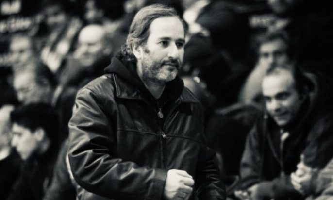 Πέθανε ο Μάκης Σαρλής