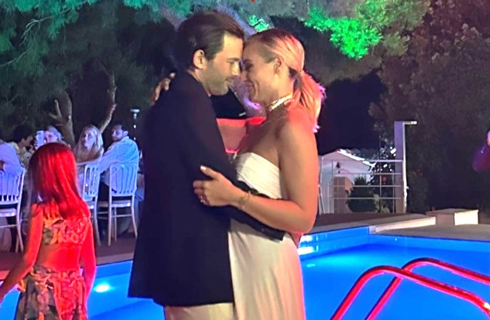 Ελεονώρα Μελέτη: Η αδημοσίευτη φωτογραφία με τον Θοδωρή Μαροσούλη από την ημέρα του γάμου τους