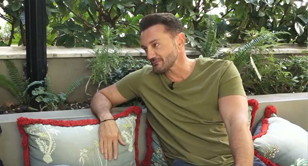 Χρήστος Μενιδιάτης: «Είχαν γράψει ότι χωρίζω με τη γυναίκα μου, όταν περιμέναμε το πρώτο μας παιδί»