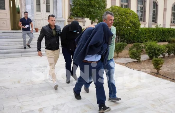 Μυτιλήνη: Προφυλακιστέοι ο τραυματιοφορέας και ο ιδιοκτήτης του γραφείου τελετών