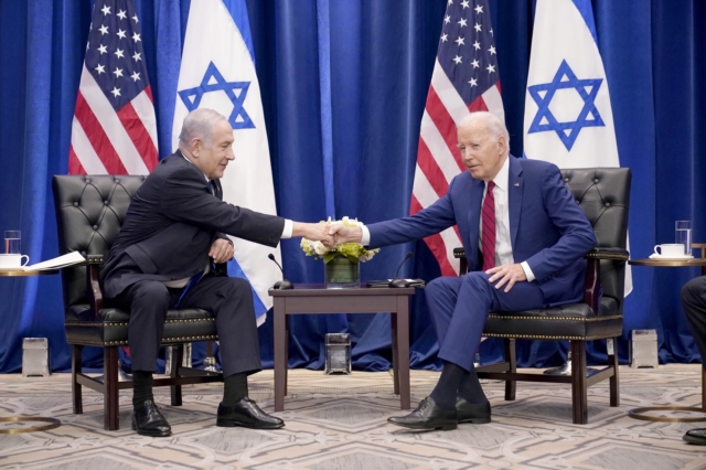 Νετανιάχου σε Μπάιντεν: «Πρέπει να μπούμε στη Γάζα»