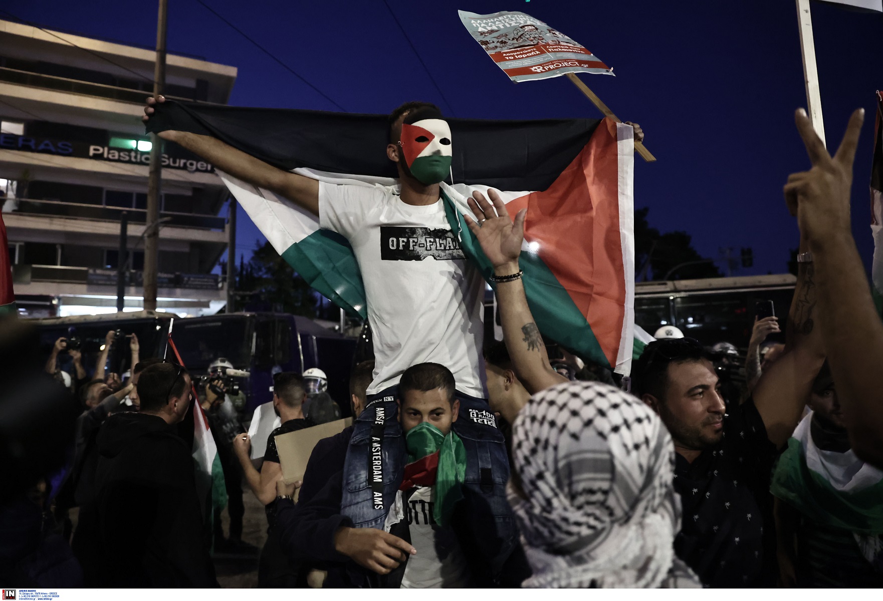 Πορεία διαμαρτυρίας Παλαιστινίων στην πρεσβεία του Ισραήλ – Αποκαταστάθηκε η κυκλοφορία σε Κηφισίας και Κατεχάκη