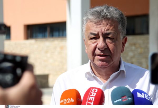 Σταύρος Αρναουτάκης