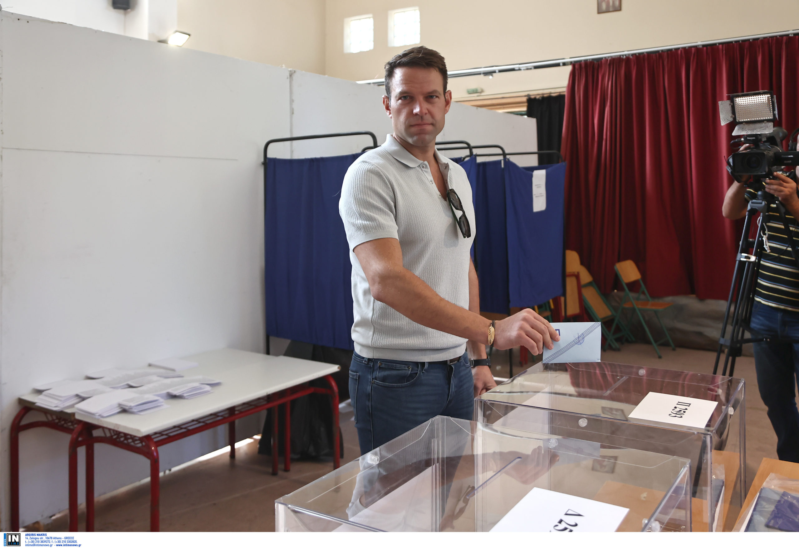 Αυτοδιοικητικές εκλογές: Στην Εκάλη ψήφισε ο Στέφανος Κασσελάκης