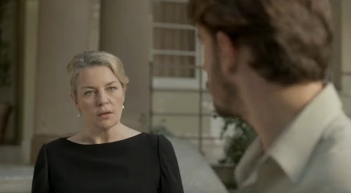 Το προξενιό της Ιουλίας: Η Στάσα αναγκάζεται να πει στον Γιωργίκη πως η Ιουλία χρειάζεται χρόνο – Τι θα δούμε απόψε