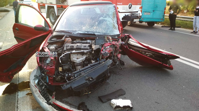 Αργολίδα: Σφοδρό τροχαίο με τρία οχήματα – Απεγκλωβίστηκαν δύο τραυματίες – ΦΩΤΟ και ΒΙΝΤΕΟ