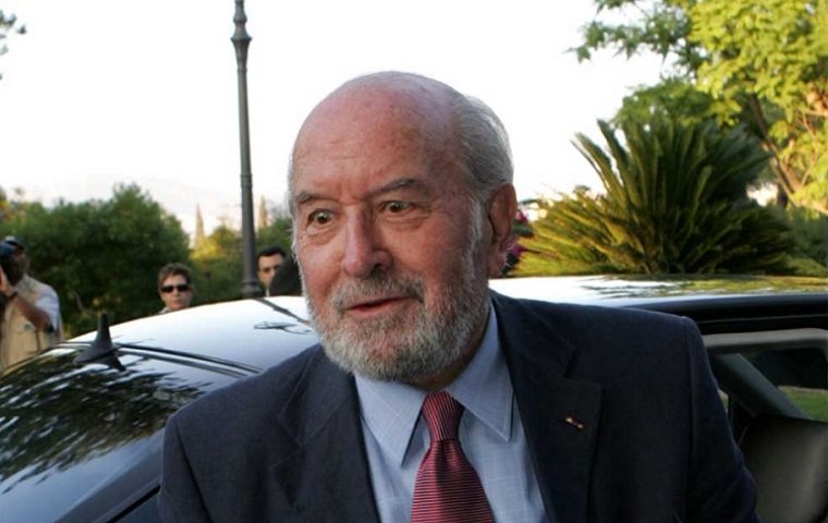 Πέθανε ο Ακριβός Τσολάκης