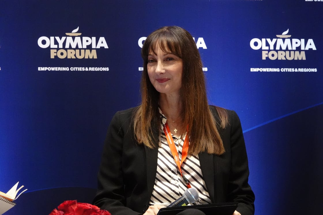 Έλενα Κουντουρά