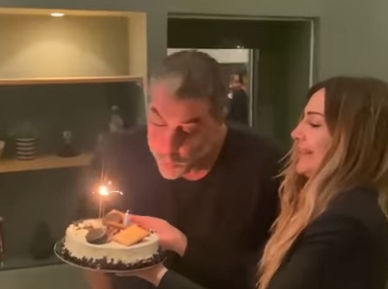 Δέσποινα Βανδή: Οι ευχές της στον Βασίλη Μπισμπίκη για τα γενέθλιά του – ΒΙΝΤΕΟ