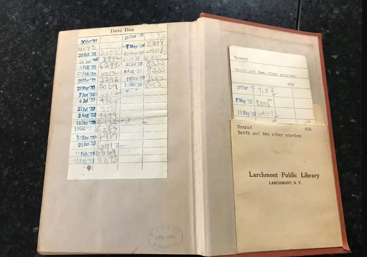 Επέστρεψε βιβλίο σε βιβλιοθήκη έπειτα από 90 χρόνια – Τι πρόστιμο πλήρωσε
