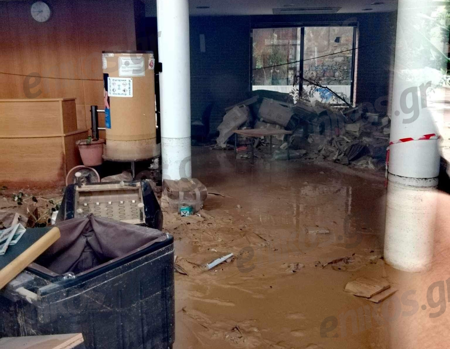 Βόλος: Στις λάσπες παραμένει το Πανεπιστήμιο Θεσσαλίας – Κλειστή εδώ και ένα μήνα η Βιβλιοθήκη