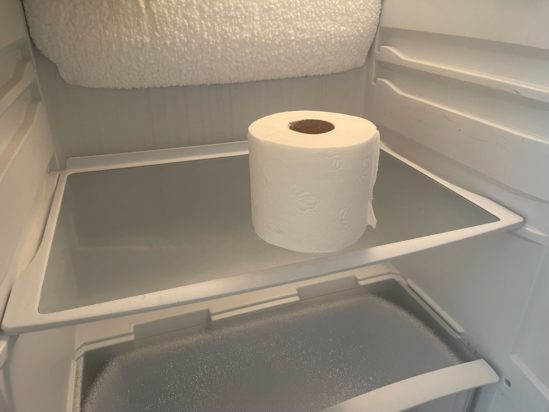 χαρτί υγείας ψυγείο