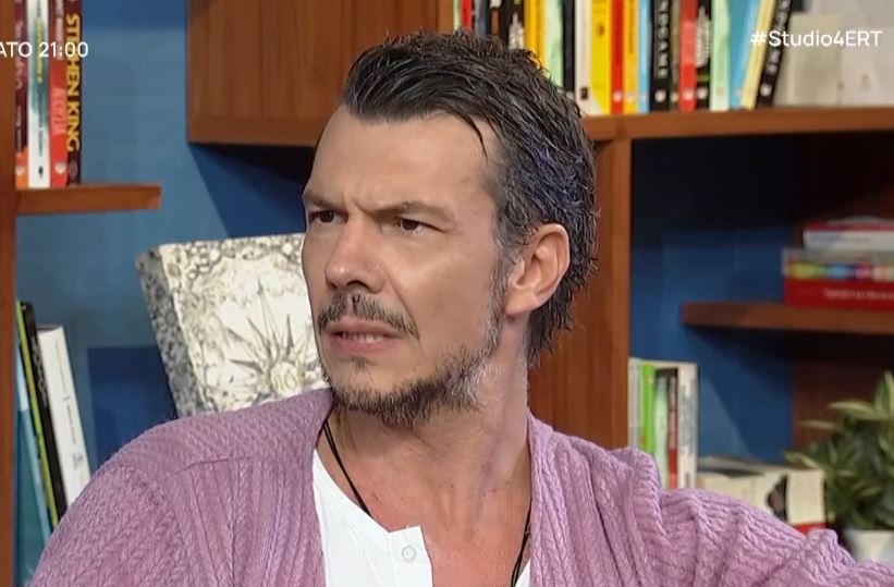 Ιωάννης Παπαζήσης: Με ενόχλησε πολύ όταν είδα εξώφυλλο εφημερίδας να γράφει ότι είμαι ναρκομανής