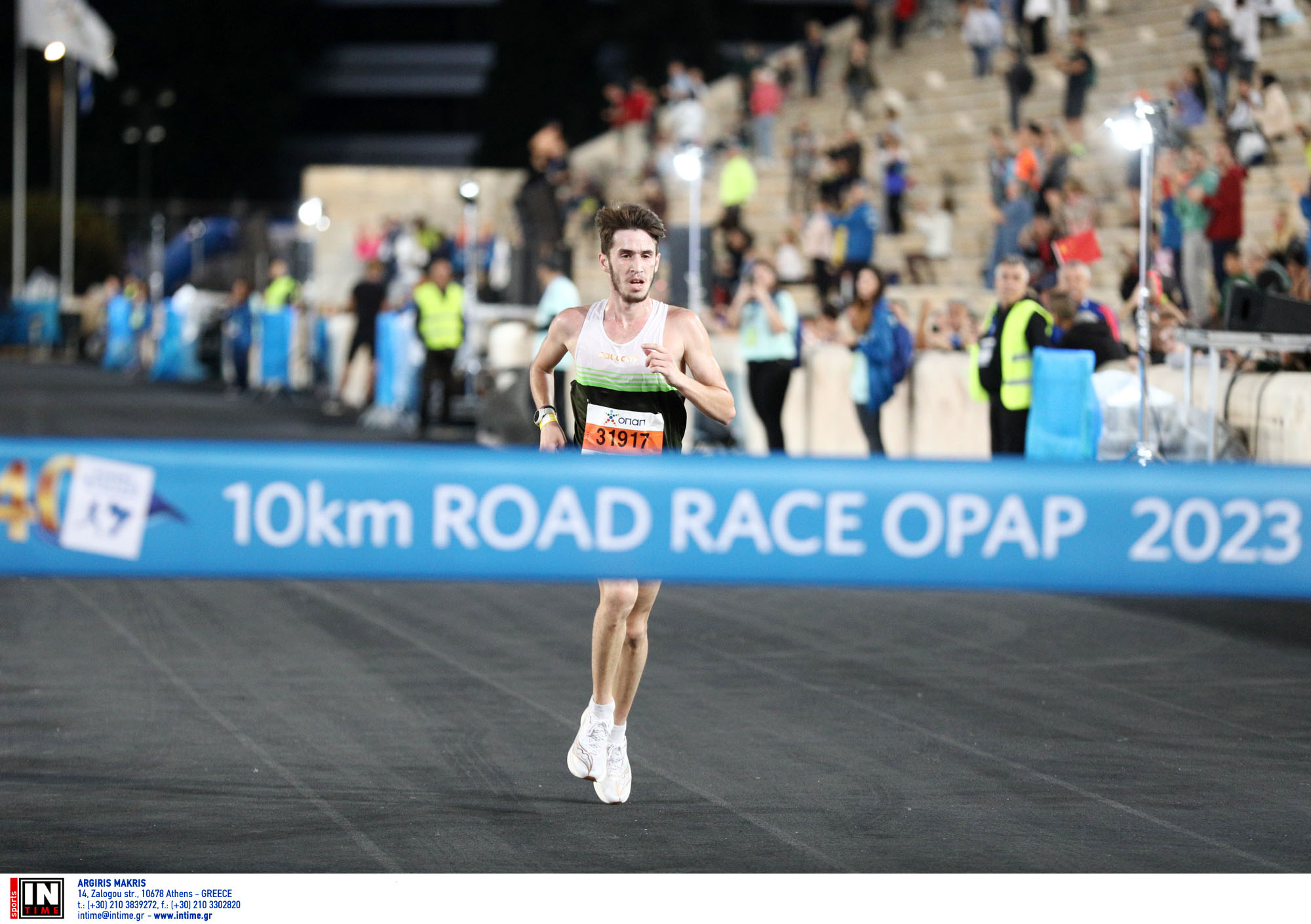 40ος Μαραθώνιος: Χιλιάδες δρομείς κατέκλυσαν την Αθήνα για τα 10 χλμ – Δείτε τους νικητές