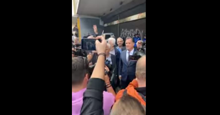 Ο Άδωνις Γεωργιάδης υποδέχτηκε τους συνταξιούχους