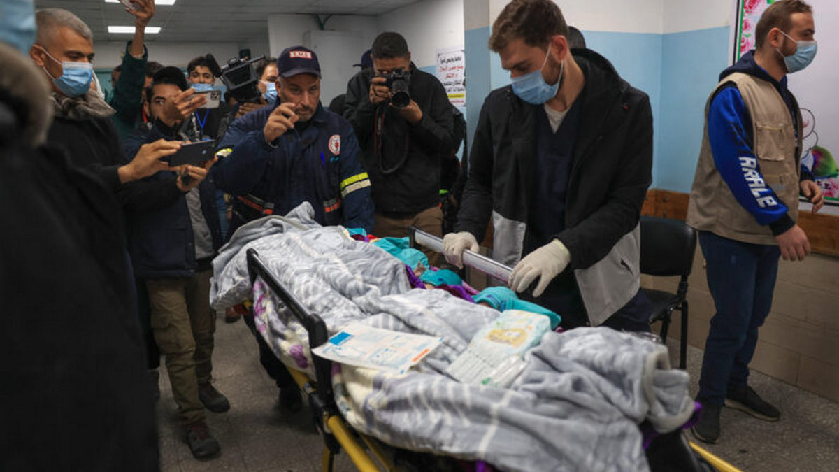 Λωρίδα της Γάζας: Περίπου 200 ασθενείς απομακρύνθηκαν από το ινδονησιακό νοσοκομείο