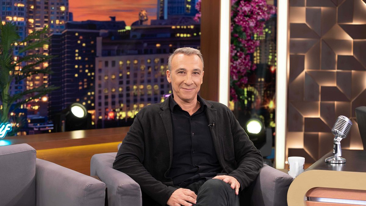 Μίνως Μάτσας: Ο φόβος για τον Μίκη Θεoδωράκη, η άγνωστη ιστορία με τον Λευτέρη Παπαδόπουλο και ο παππούς του