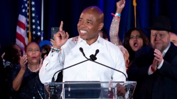 δήμαρχος Νέας Υόρκης Έρικ Άνταμς