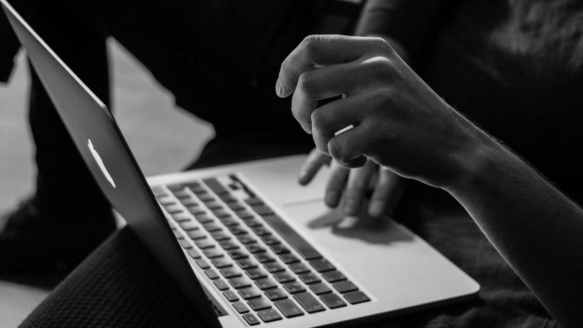 Cyber Monday: 13 “χρυσές” συμβουλές για σωστές διαδικτυακές αγορές – Τι πρέπει να προσέχετε