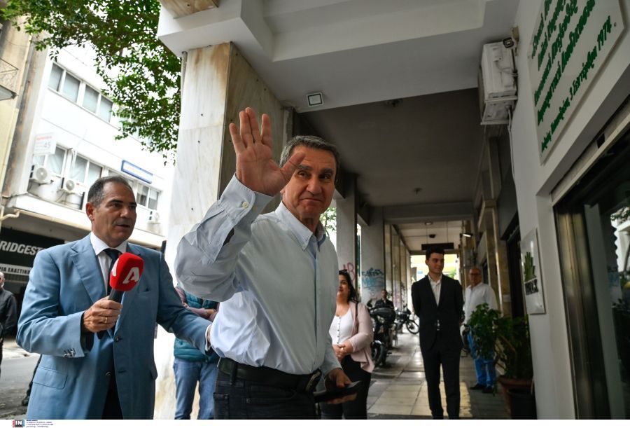 Ανδρέας Λοβέρδος: Προανήγγειλε την επιστροφή του στην πολιτική – «Από αύριο θα είμαι παρών»