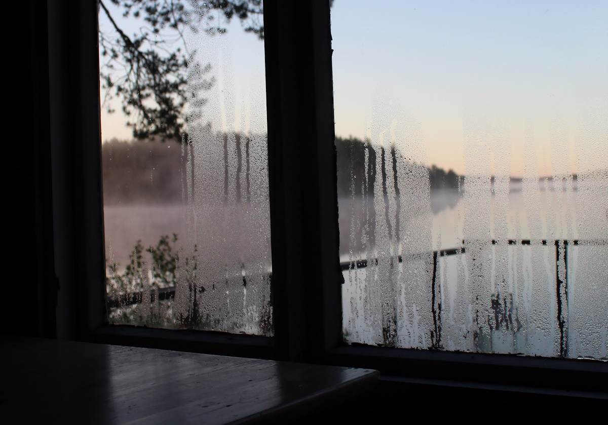 Απαλλαγείτε από την υγρασία στο σπίτι με ένα συστατικό που υπάρχει στην κουζίνα σας