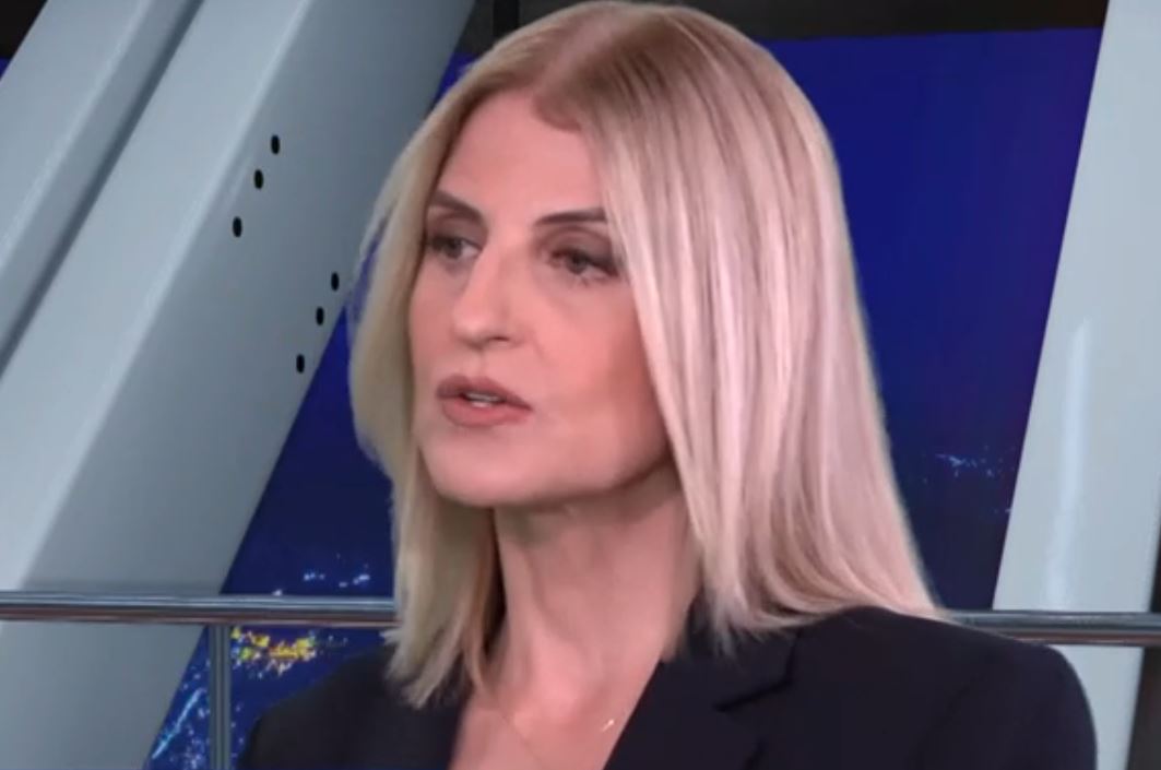 Δώρα Αυγέρη: «Οι βουλευτές και οι ευρωβουλευτές που έφυγαν θα πρέπει να παραδώσουν τις έδρες τους»