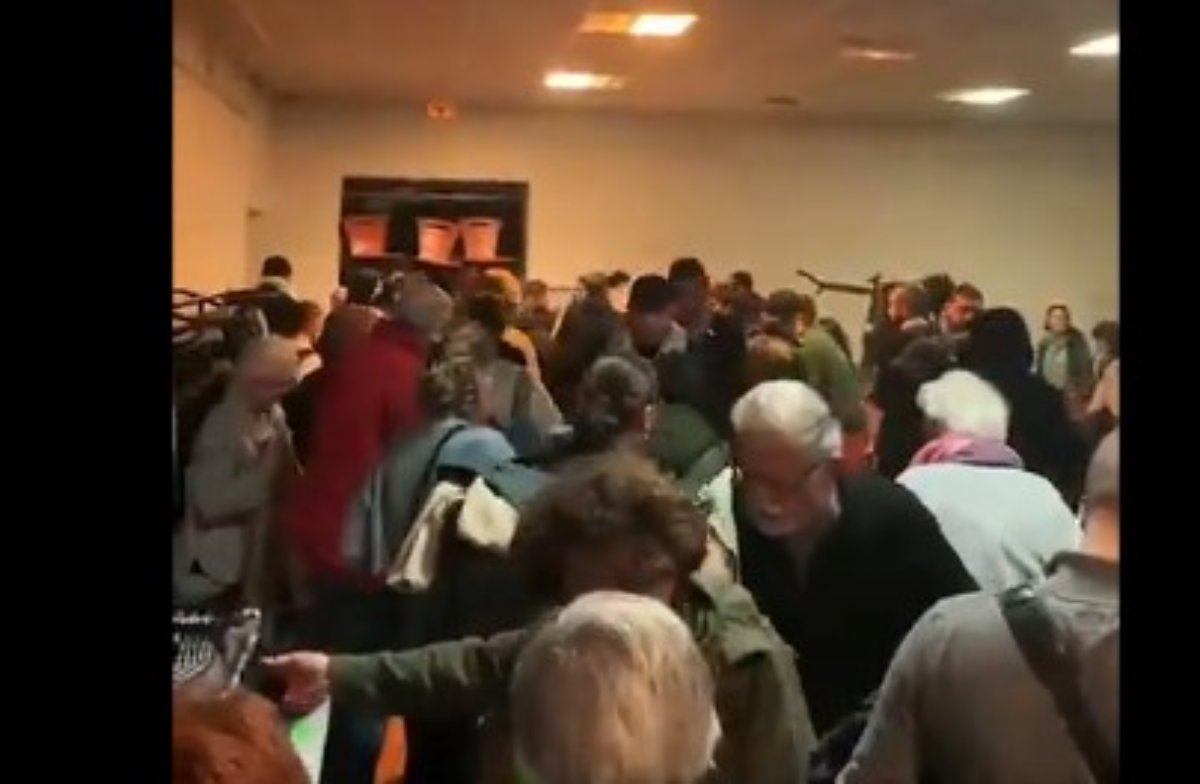 Λυών: Επίθεση ομάδας ακροδεξιών σε εκδήλωση για την Παλαιστίνη – ΒΙΝΤΕΟ