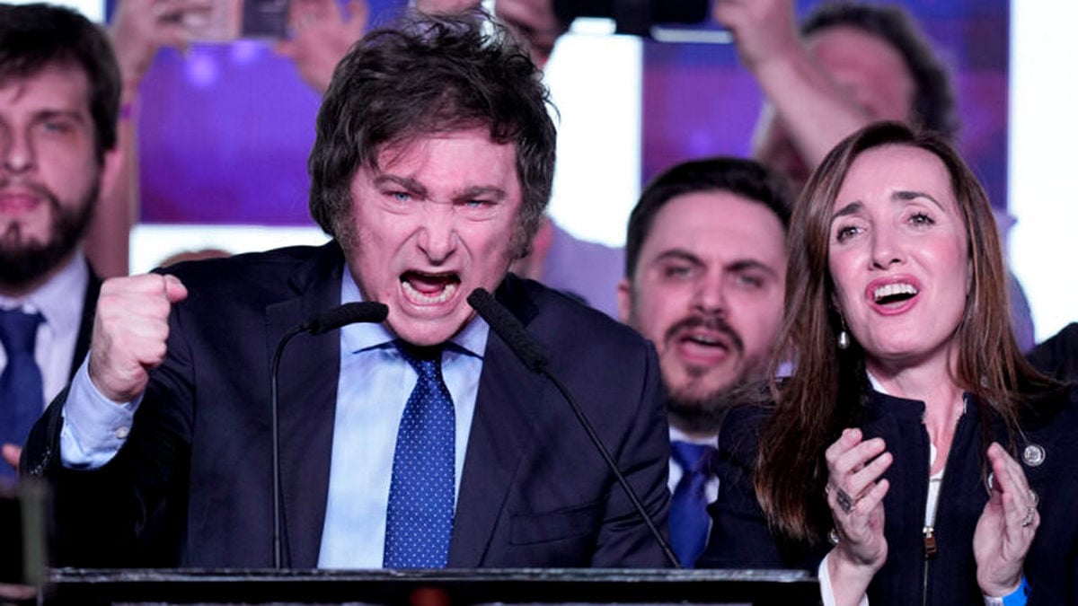 Αργεντινή: Νέο πρόεδρος της χώρας ο άκρως φιλελεύθερος Χαβιέρ Μιλέι – Τον συνεχάρη ο Ντόναλτ Τραμπ