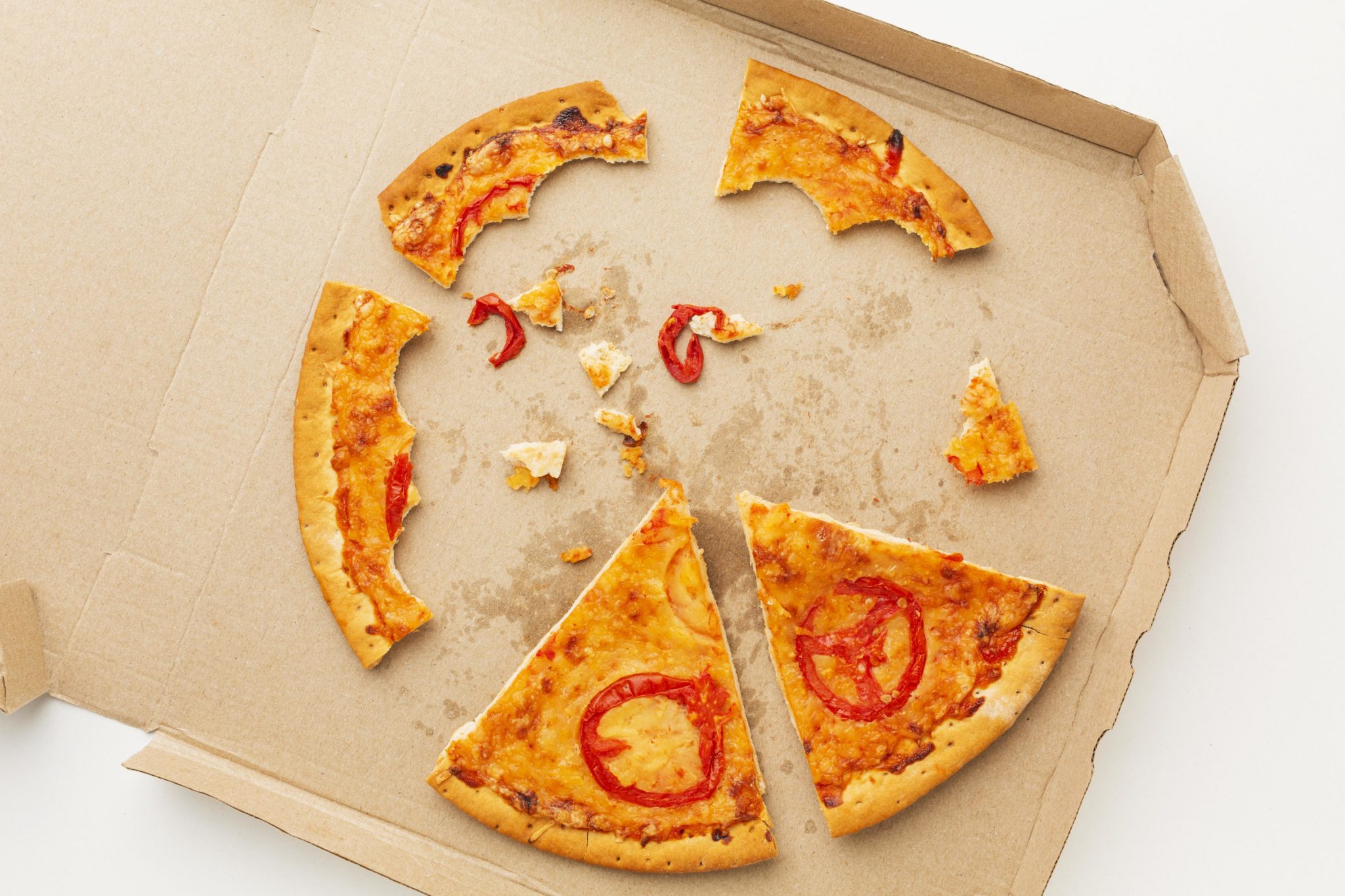 Είναι ασφαλές να φάτε την πίτσα που έχει μείνει έξω από το προηγούμενο βράδυ;