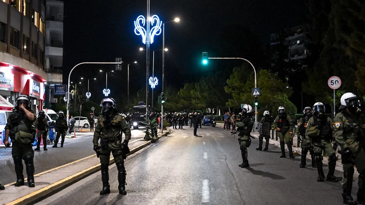 Η ΕΛ.ΑΣ. για τα επεισόδια στην πλατεία Βικτωρίας και στο Μοναστηράκι