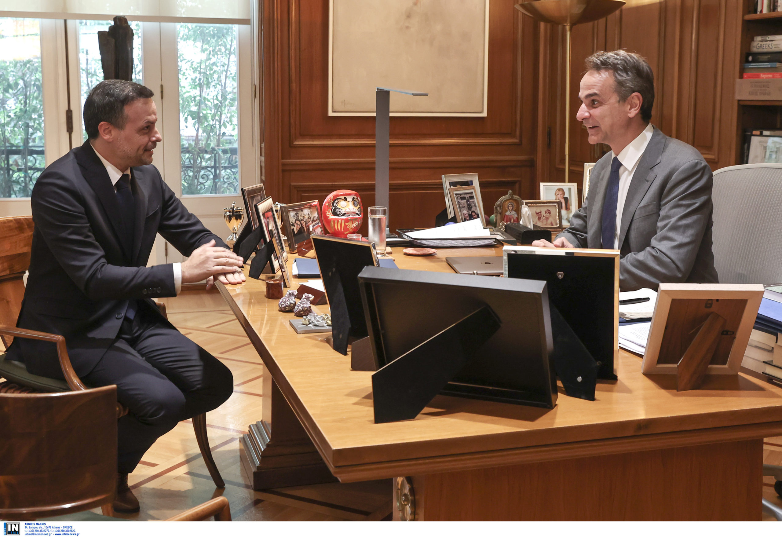 Ο Μητσοτάκης υποδέχτηκε τον Δούκα στο Μαξίμου – Τι συζήτησαν