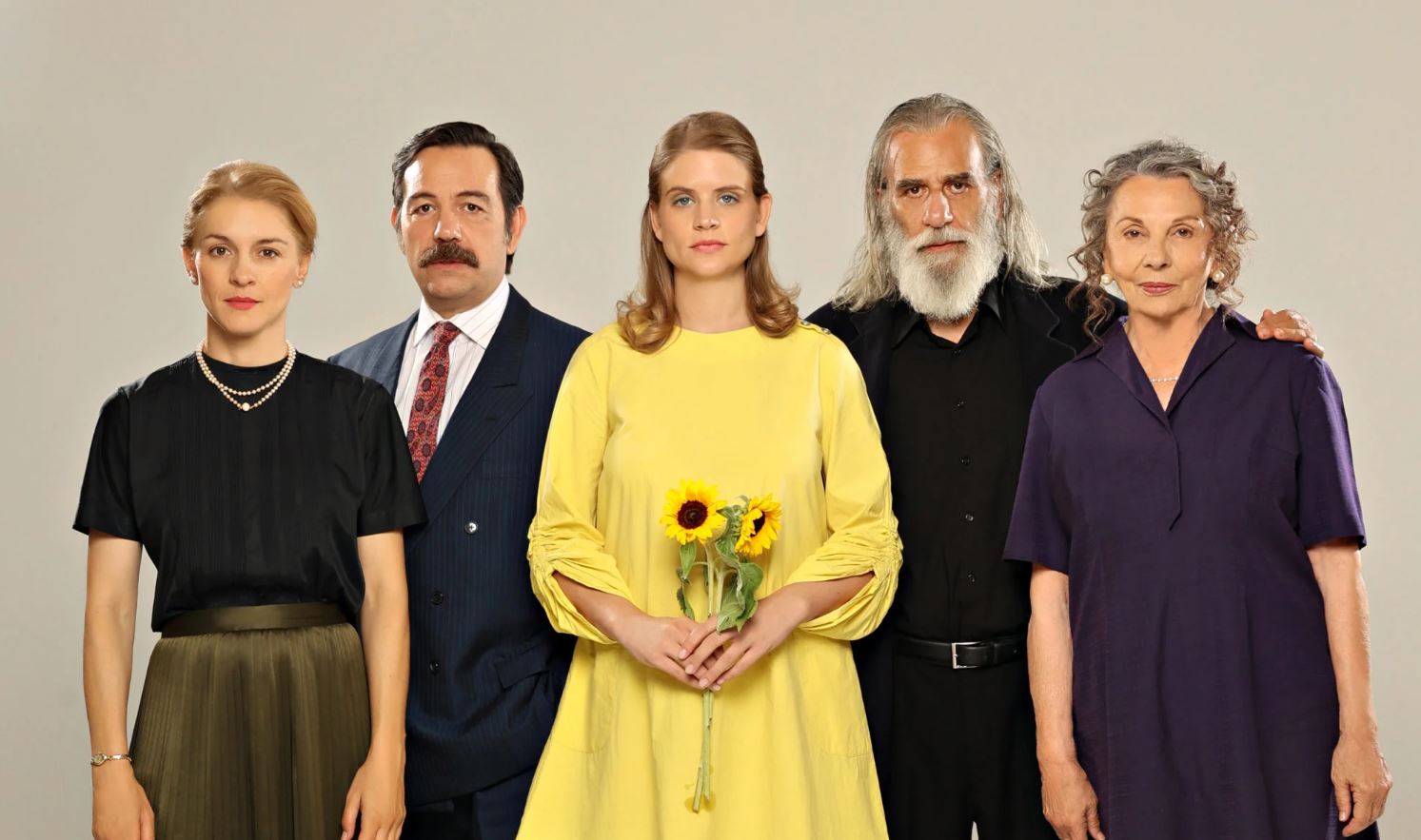 «Η παραλία»: Ο Χάρι έχει μάτια μόνο για την Υπατία, ενώ οι χίπηδες απειλούνται- Τι θα δούμε την επόμενη εβδομάδα (6-9/11)