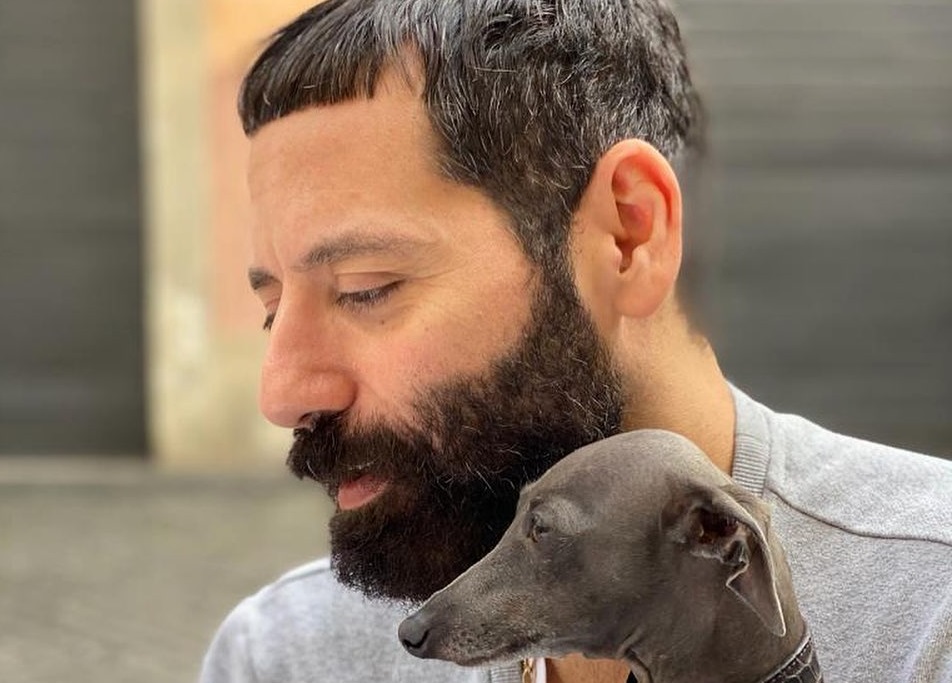 Davide Renne: Ο 46χρονος πέθανε λόγω «ξαφνικής ασθένειας» – Ήταν μόλις για 9 ημέρες δημιουργικός διευθυντής του Moschino