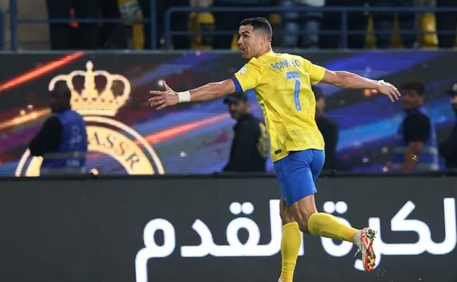 Κριστιάνο Ρονάλντο: «Καθάρισε» με δυο γκολάρες μέσα σε τρία λεπτά – ΒΙΝΤΕΟ