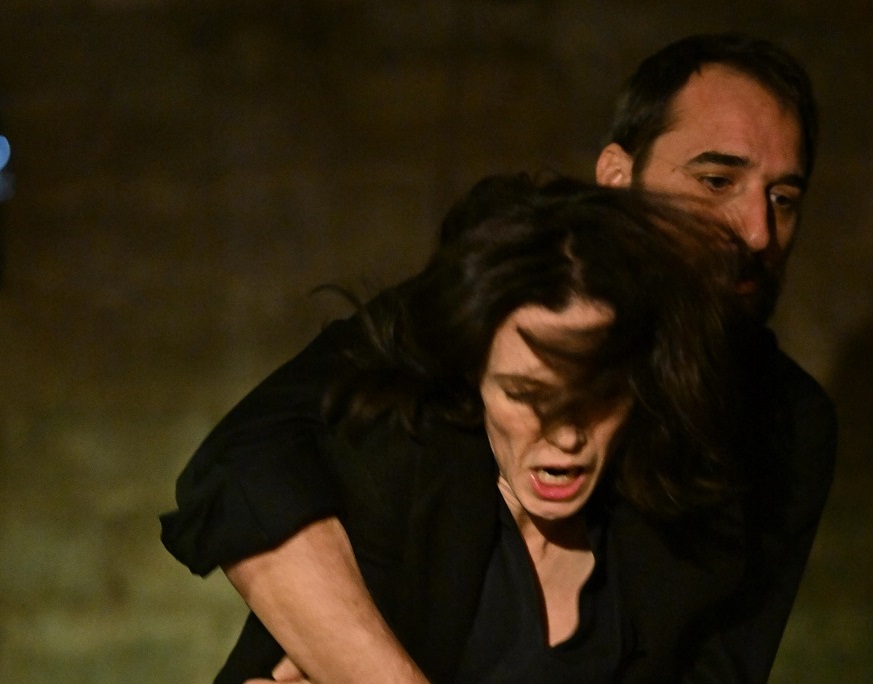 Σασμός: Ο θάνατος του Λάζαρου σκάει σαν βόμβα στο χωριό