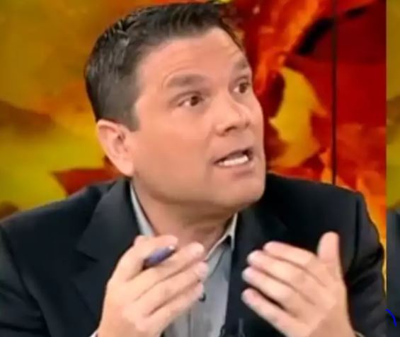 Ντίνος Σιωμόπουλος: «Θα σκότωνε και εμένα και τα παιδιά μου» – Η αποκάλυψη on air