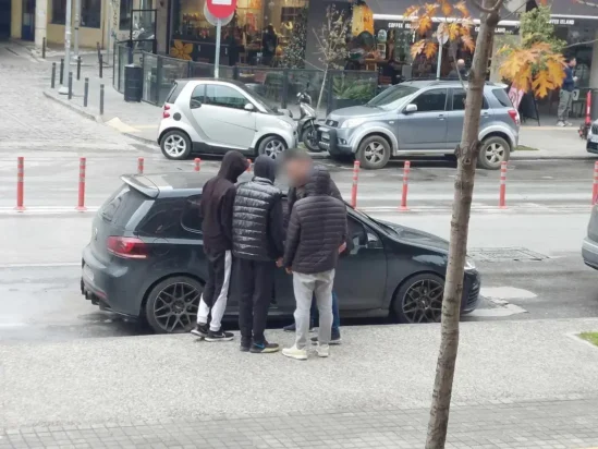 Θεσσαλονίκη ανήλικοι ληστεία υποδιευθυντής