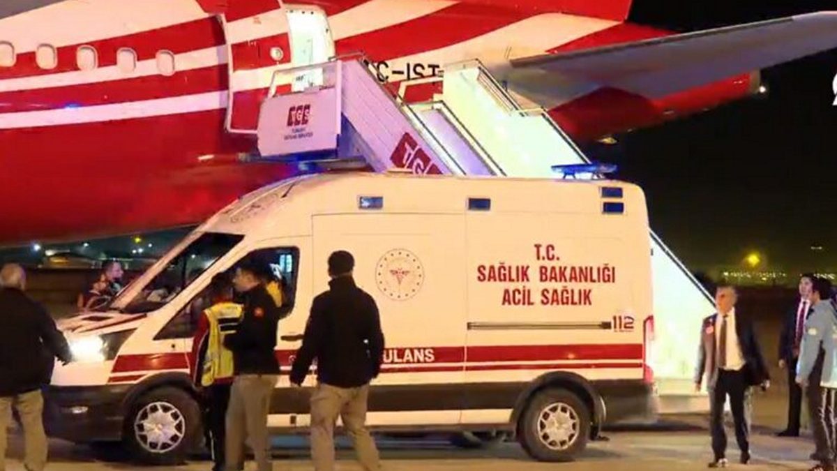 Στην Τουρκία έφτασαν τα μεσάνυχτα 27 καρκινοπαθείς από τη Λωρίδα της Γάζας