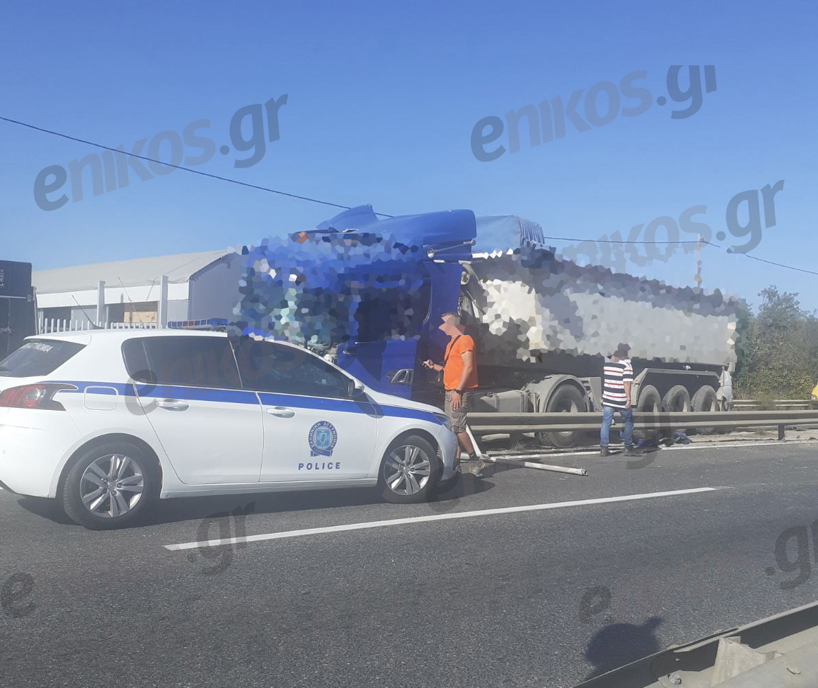 Τροχαίο στη Λεωφόρο Βάρης-Κορωπίου – ΦΩΤΟ αναγνώστη