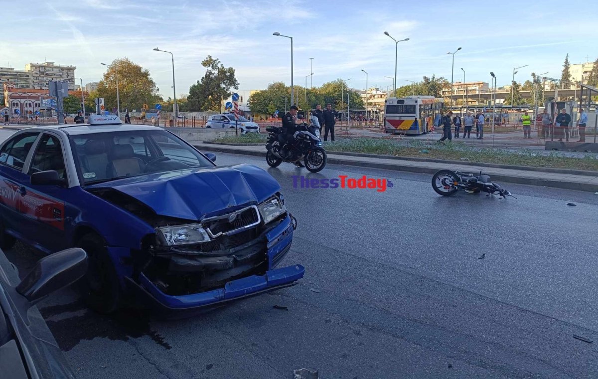 Τραγωδία στην Θεσσαλονίκη: Λεωφορείο παρέσυρε και σκότωσε γυναίκα που οδηγούσε μηχανή – ΦΩΤΟ και BINTEO