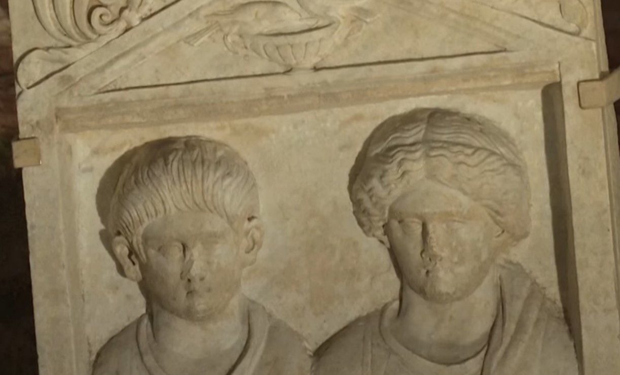 Αρχαία νεκρόπολη κάτω από το Βατικανό – Σκοτεινά μυστικά και αποκαλυπτικές επιγραφές
